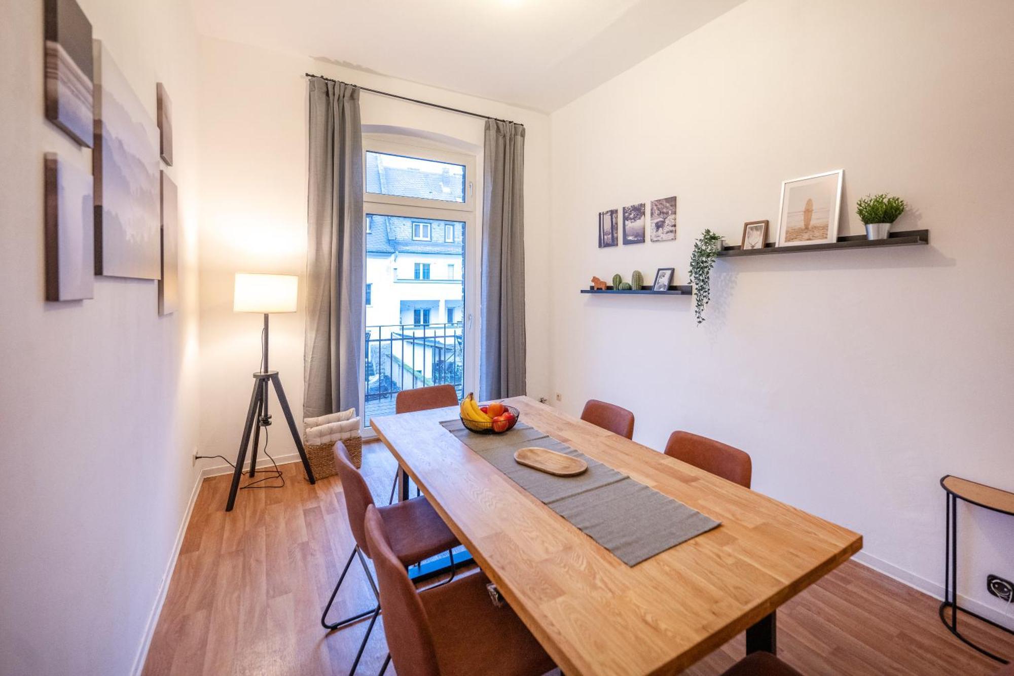 Suedstadt-Oase 1 Komfort Mit 2 Sz Und Balkon โคเบลนซ์ ภายนอก รูปภาพ